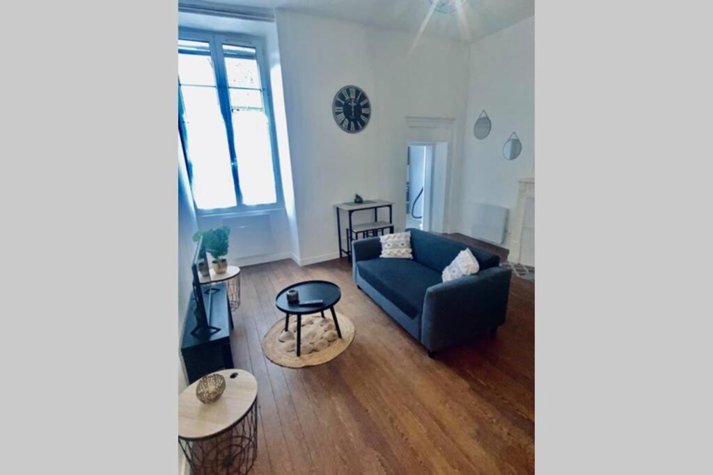 Le Contemporain Apartment Issoudun Exterior foto